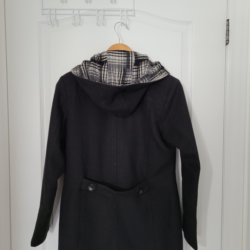 Winter Coat - Picture 3 of 7